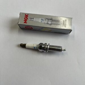 NGK 6643 LZKAR6AP-11 Platinum Spark Plug – High Performance Long Life OEM Replacement
