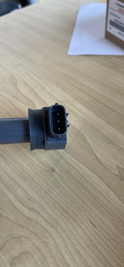 Ignition Coil, Mitsubishi Pajero, / Shogun, Mitsubishi Galant, Mitsubishi Endeavor, - Image 4