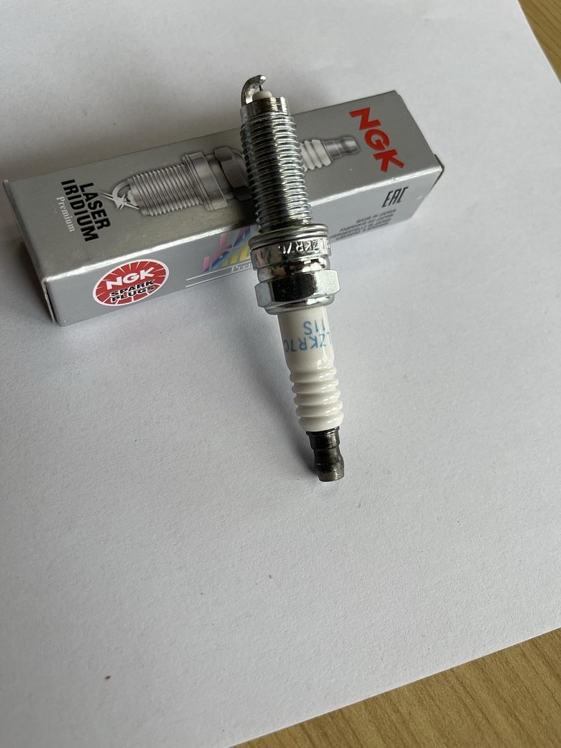 NGK Laser Iridium Spark Plug SLIZKR7C11S 92932 for Honda Civic, CR-V, Accord 1.5L Turbo